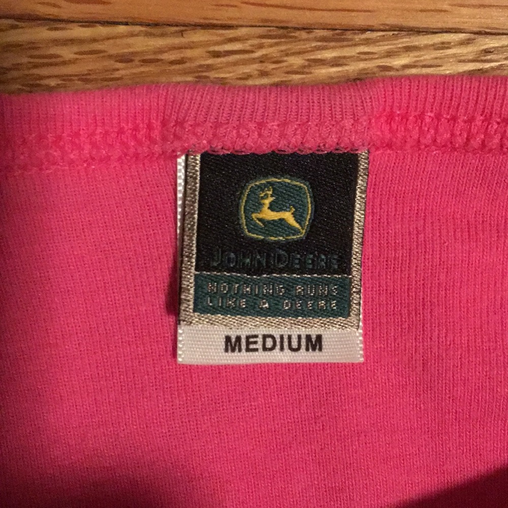 Pink like new - Picture 2 of 3